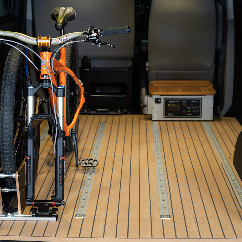 300mm Screw Down Single Slot Rail + (1)Fork Mount + (1)Wheel Holder