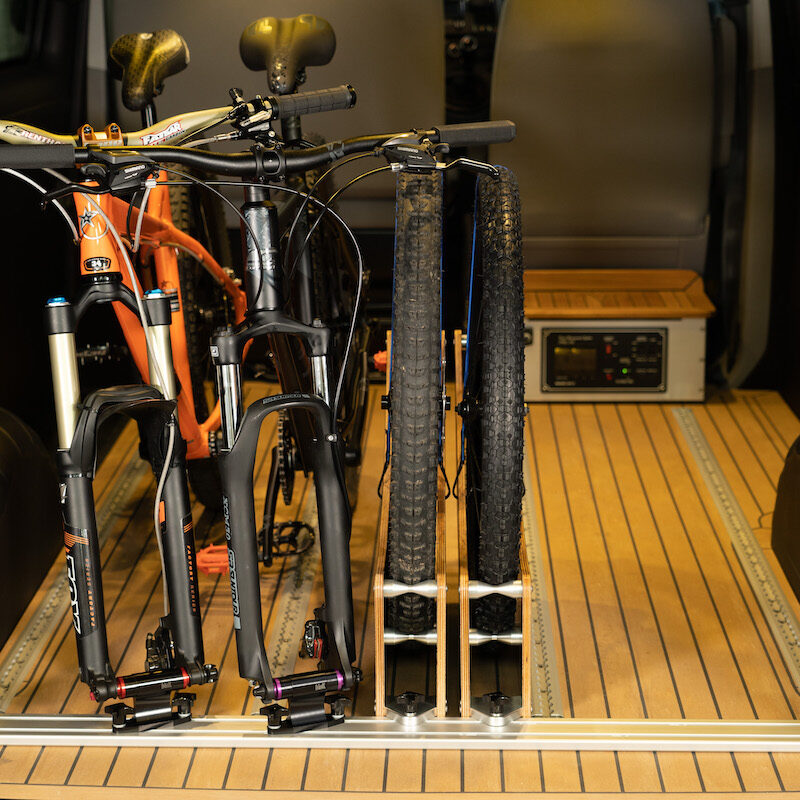 1200mm Free Standing Twin Slot Rail + (2)Fork Mounts + (2)Wheel Holders