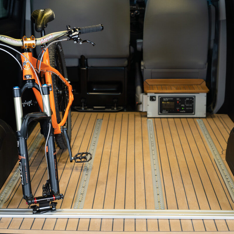 1200mm Free Standing Twin Slot Rail + (1)Fork Mount