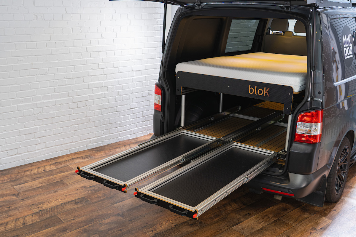 SWB/LWB Vehicle - Twin Sliding Tray + Removable Extending Double Bed