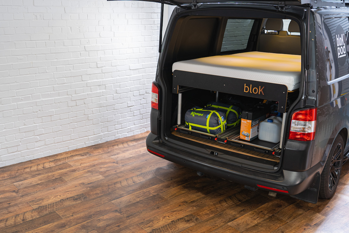 SWB/LWB Vehicle - Twin Sliding Tray + Removable Extending Double Bed - Image 4