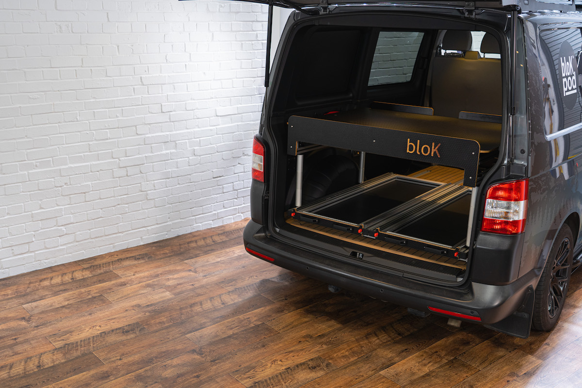 SWB/LWB Vehicle - Twin Sliding Tray + Removable Extending Double Bed - Image 11