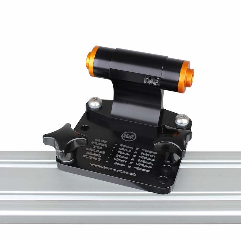 Bike-Off-Set Mounting Plate