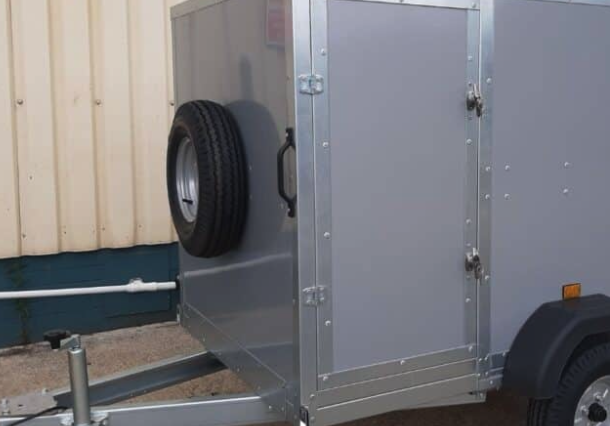 Spare Wheel Clamp - Front Load Bar Mounted